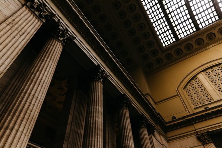 Courthouse pillars — illustrating a Singapore criminal intimidation case study