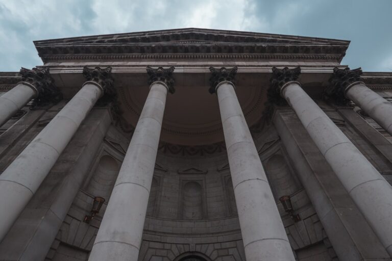 Freezing and seizure of assets in white-collar cases in Singapore